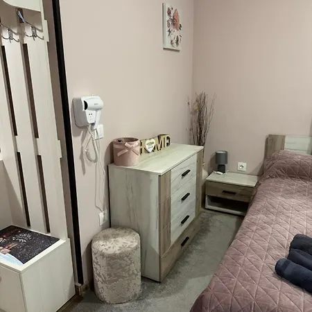 Mvs Gardens E28 Hotel 4*