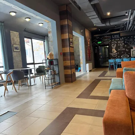 Hotel Mvs Gardens E28