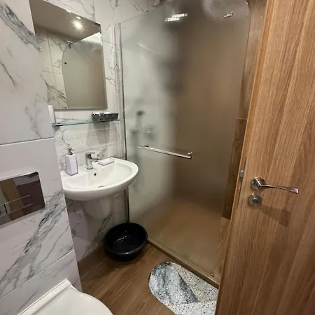 Hotel Mvs Gardens E28