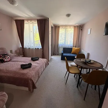 Mvs Gardens E28 4*