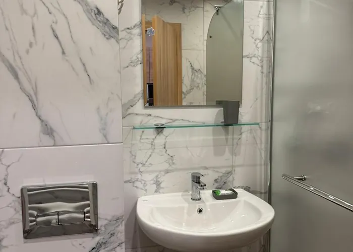 Gardens Mvs E28 Hotel